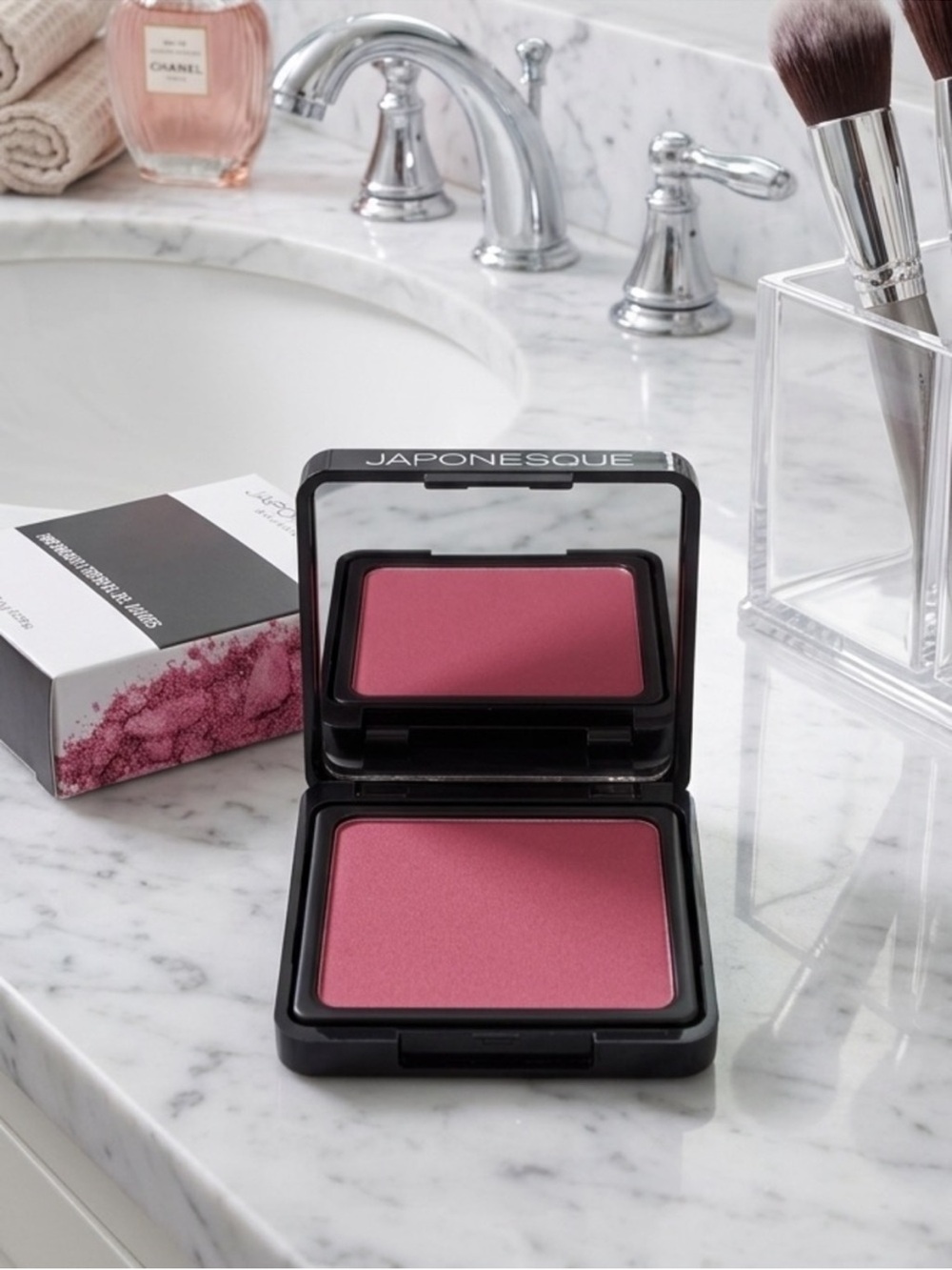 Radiant Pink Powder Blush - Soft Rose Finish